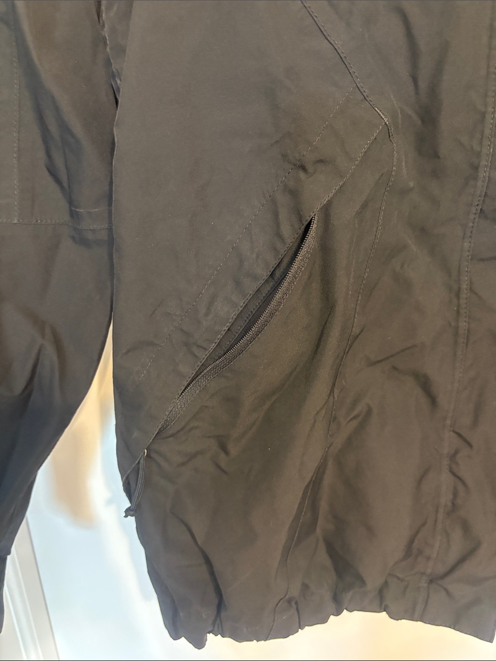 The North Face Black Hooded Shell Jacket - Picture 5 of 13